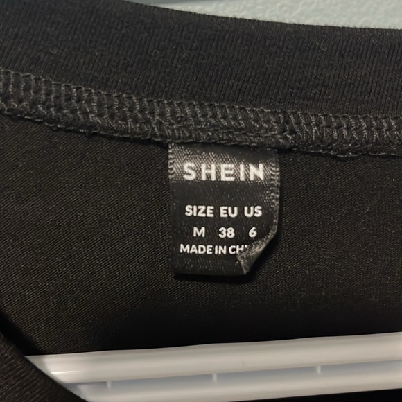 Cropped T-shirt with cuffed sleeves - Picture 4 of 4